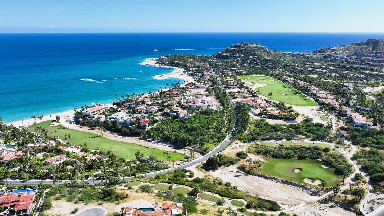 Palmilla from above, the beach and the golf course