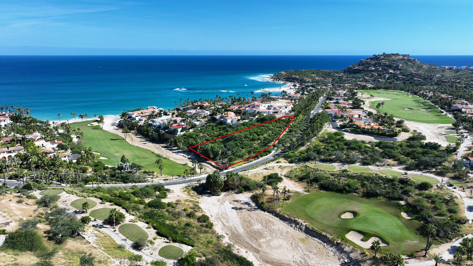 Lot boundary, wide view over Palmilla